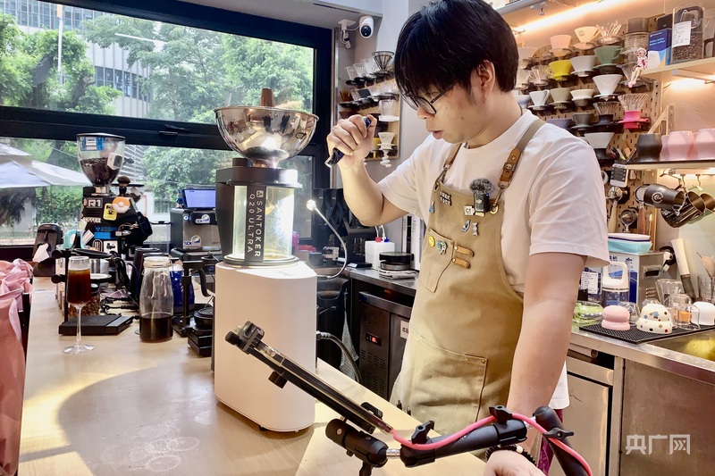 啡加工工陈施磊：从此风味有了“解码本”不朽情缘平台登录入口新职业面对面丨咖(图2)